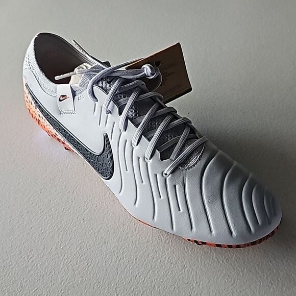 NIB Nike Legend 10 Elite FG OLY Cleated Sneakers, Mens Size 11 - Picture 3 of 9